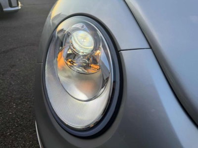 Volkswagen New Beetle Cabrio TDI 105CV (20)