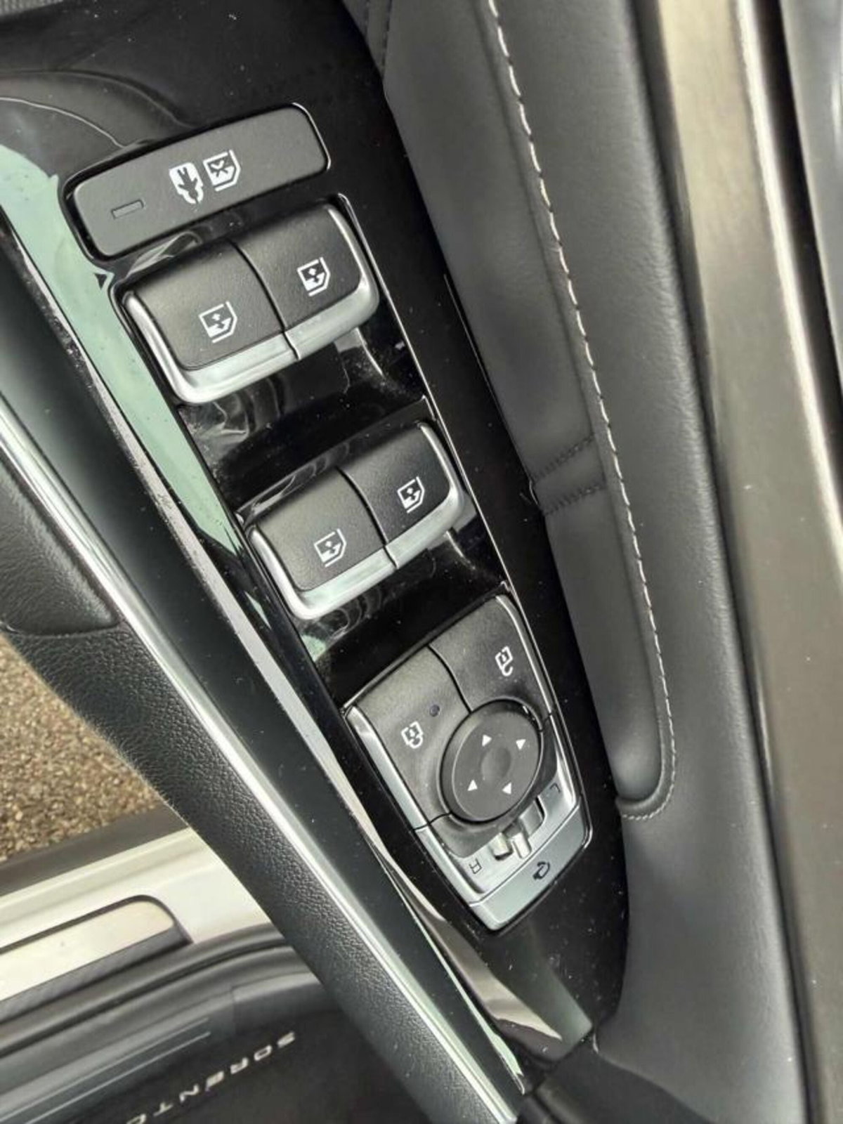 Kia Sorento 1.6 tgdi hev Style 4wd at6 (19)
