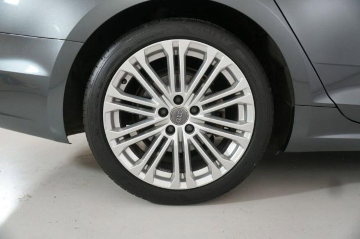 Audi A5 Sportback 2.0 TDI (6)