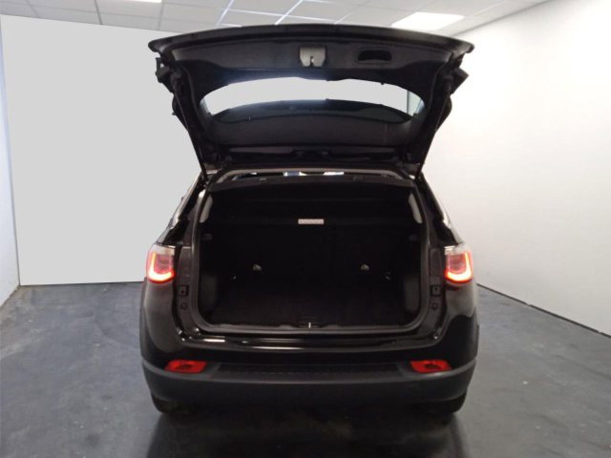 Jeep Compass 1.6 Multijet II 2WD Longitude (10)