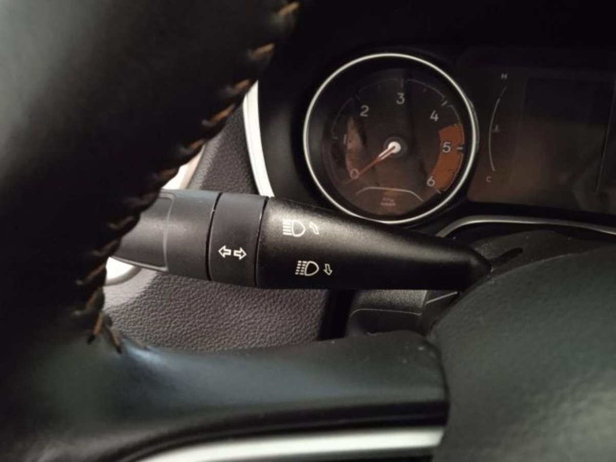 Jeep Compass 1.6 Multijet II 2WD Longitude (14)