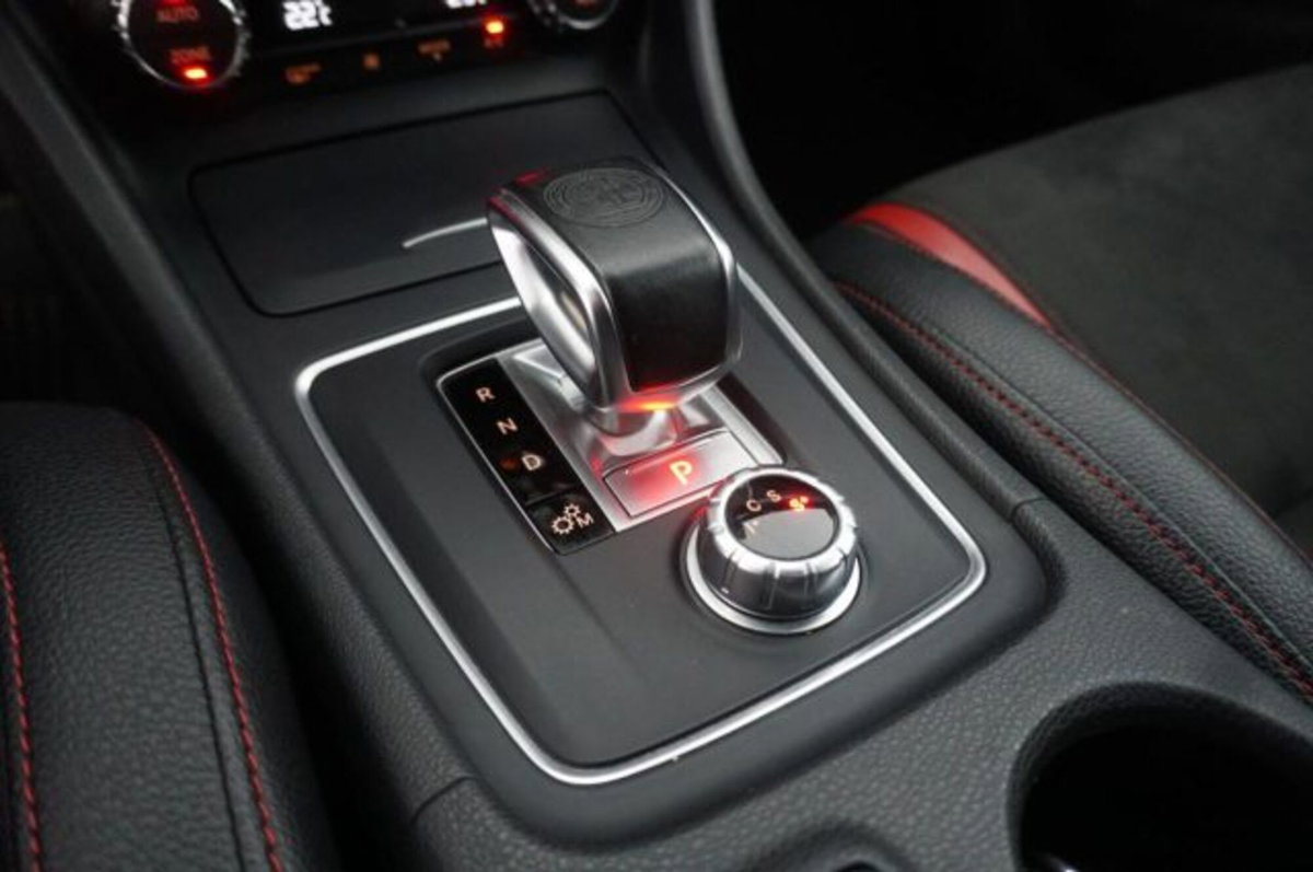 Mercedes-Benz CLA 45 AMG 4Matic (12)