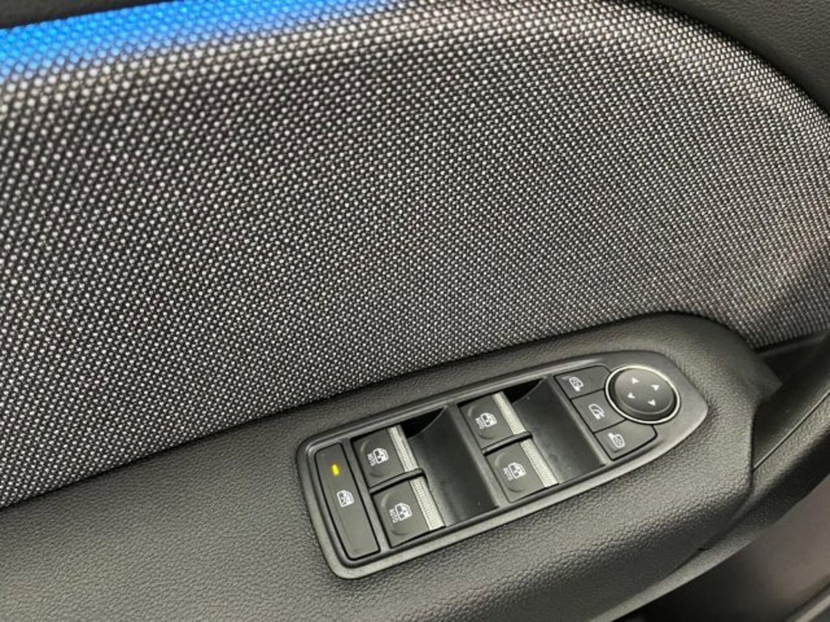 Renault Captur TCe 100 CV GPL Techno (19)