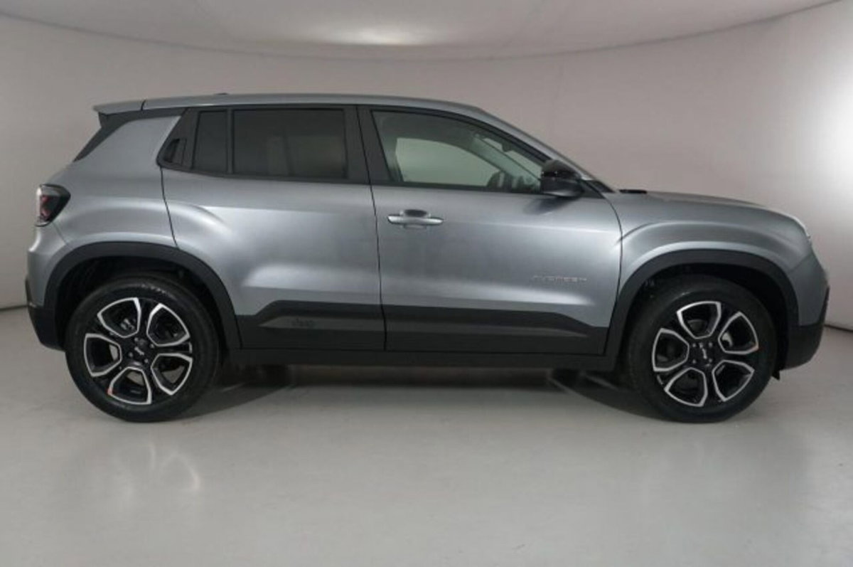 Jeep Avenger 1.2 turbo Summit fwd 100cv (4)