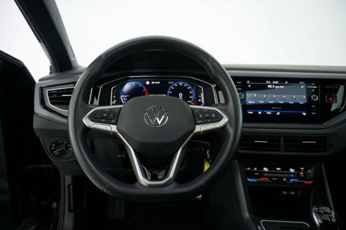 Volkswagen Taigo 1.0 tsi R-Line 115cv (8)