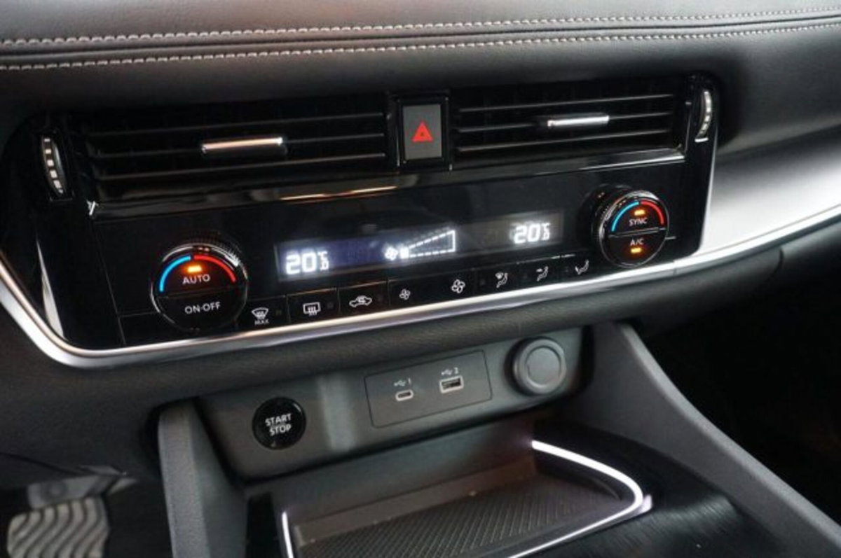 Nissan X-Trail 1.5 e-power N-Connecta e-4orce 4wd auto (14)