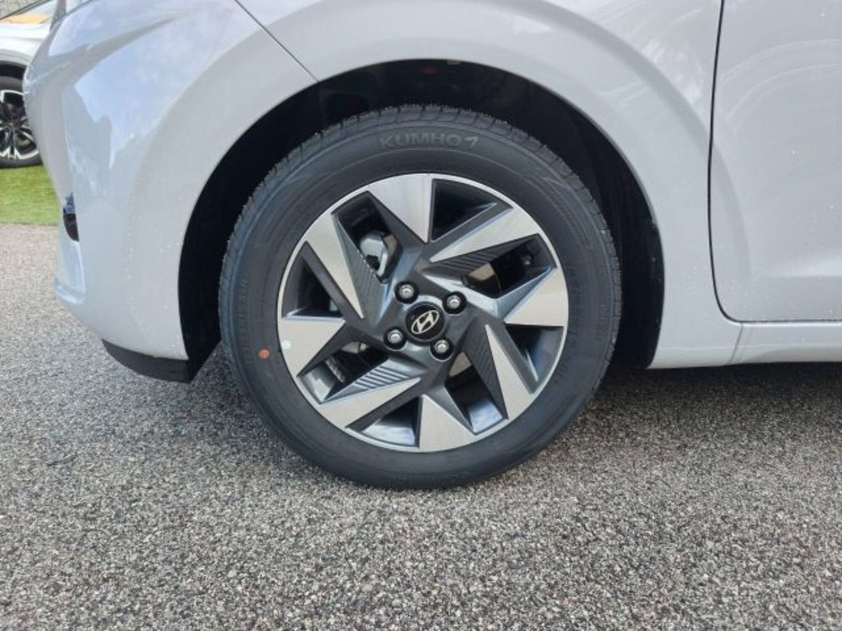 Hyundai i10 1.0 mpi Connectline 63cv (10)