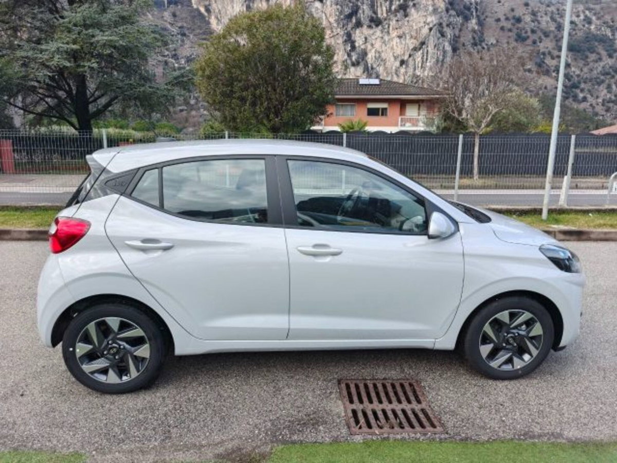 Hyundai i10 1.0 mpi Connectline 63cv (6)