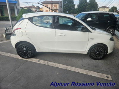 Lancia Ypsilon 1.2 69 CV 5 porte GPL Ecochic Elefantino Blu (12)
