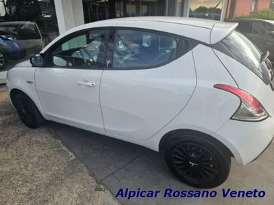 Lancia Ypsilon 1.2 69 CV 5 porte GPL Ecochic Elefantino Blu (3)