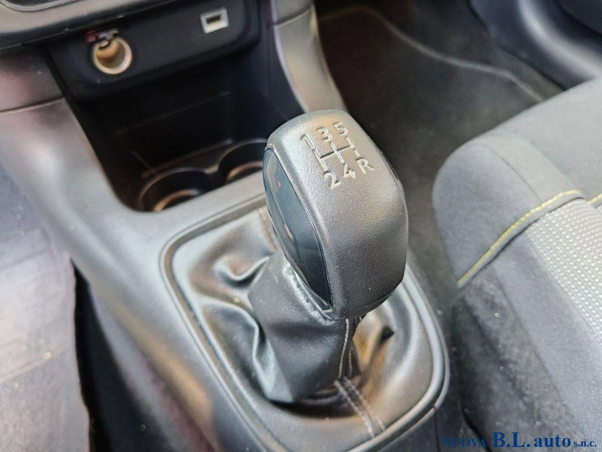 Citroen C3 1.2 puretech You s&s 83cv neopatentati (9)
