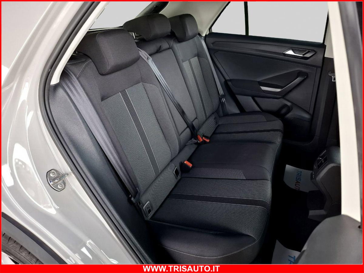 Volkswagen T-Roc 1.5 tsi Life dsg (10)