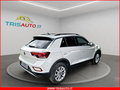 Volkswagen T-Roc 1.5 tsi Life dsg (4)