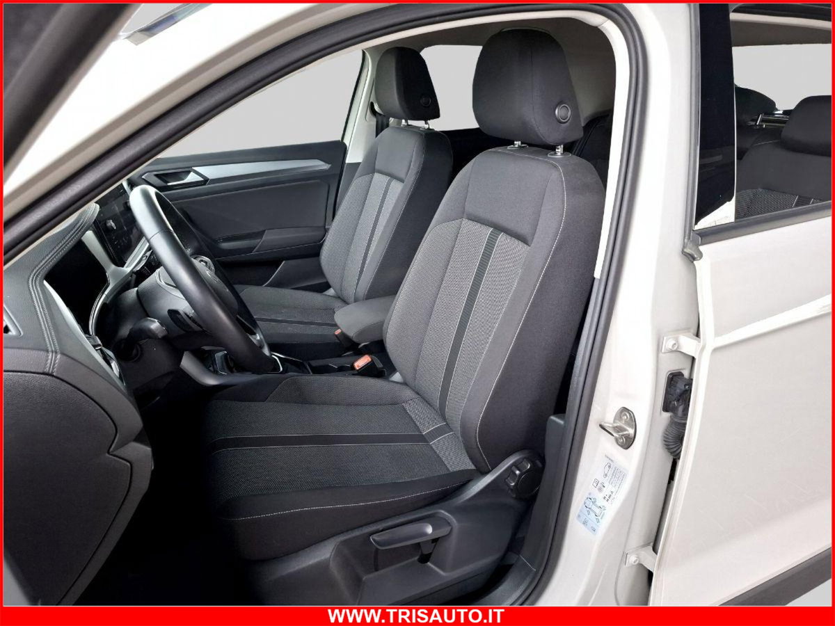 Volkswagen T-Roc 1.5 tsi Life dsg (9)