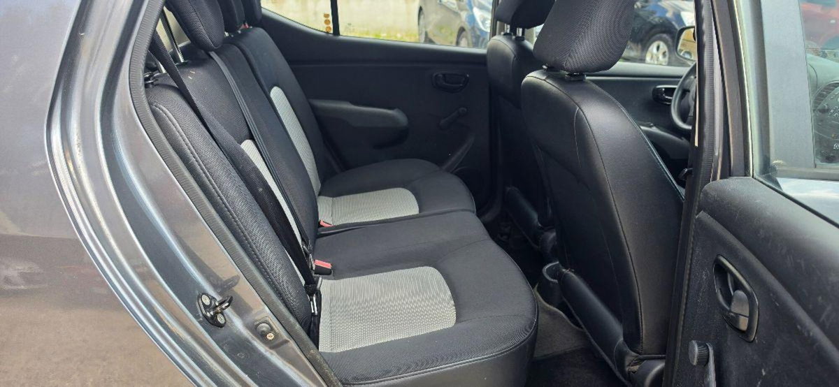 Hyundai i10 1.1 12V BlueDrive GPL Style (16)