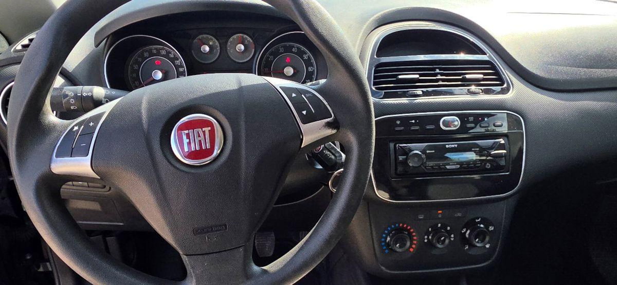 Fiat Punto 1.4 8V 5 porte Natural Power Lounge (19)