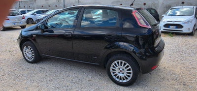 Fiat Punto 1.4 8V 5 porte Natural Power Lounge (4)