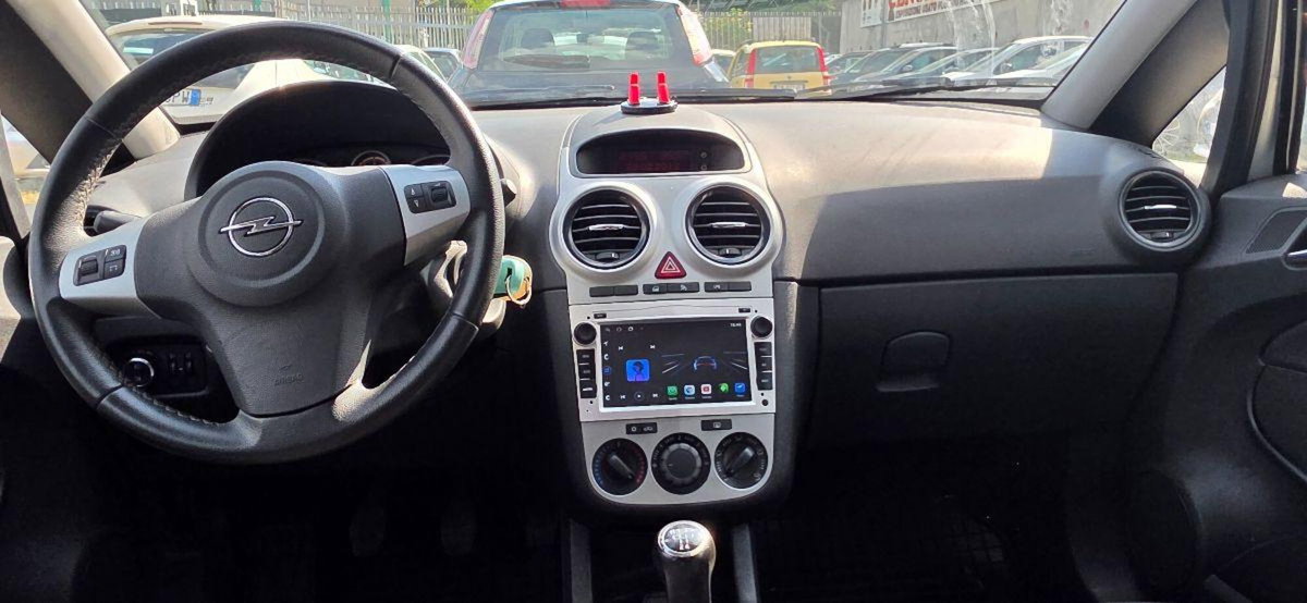 Opel Corsa 1.2 85CV 3 porte GPL-TECH Edition (13)