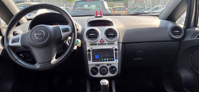 Opel Corsa 1.2 85CV 3 porte GPL-TECH Edition (13)