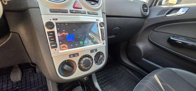 Opel Corsa 1.2 85CV 3 porte GPL-TECH Edition (14)