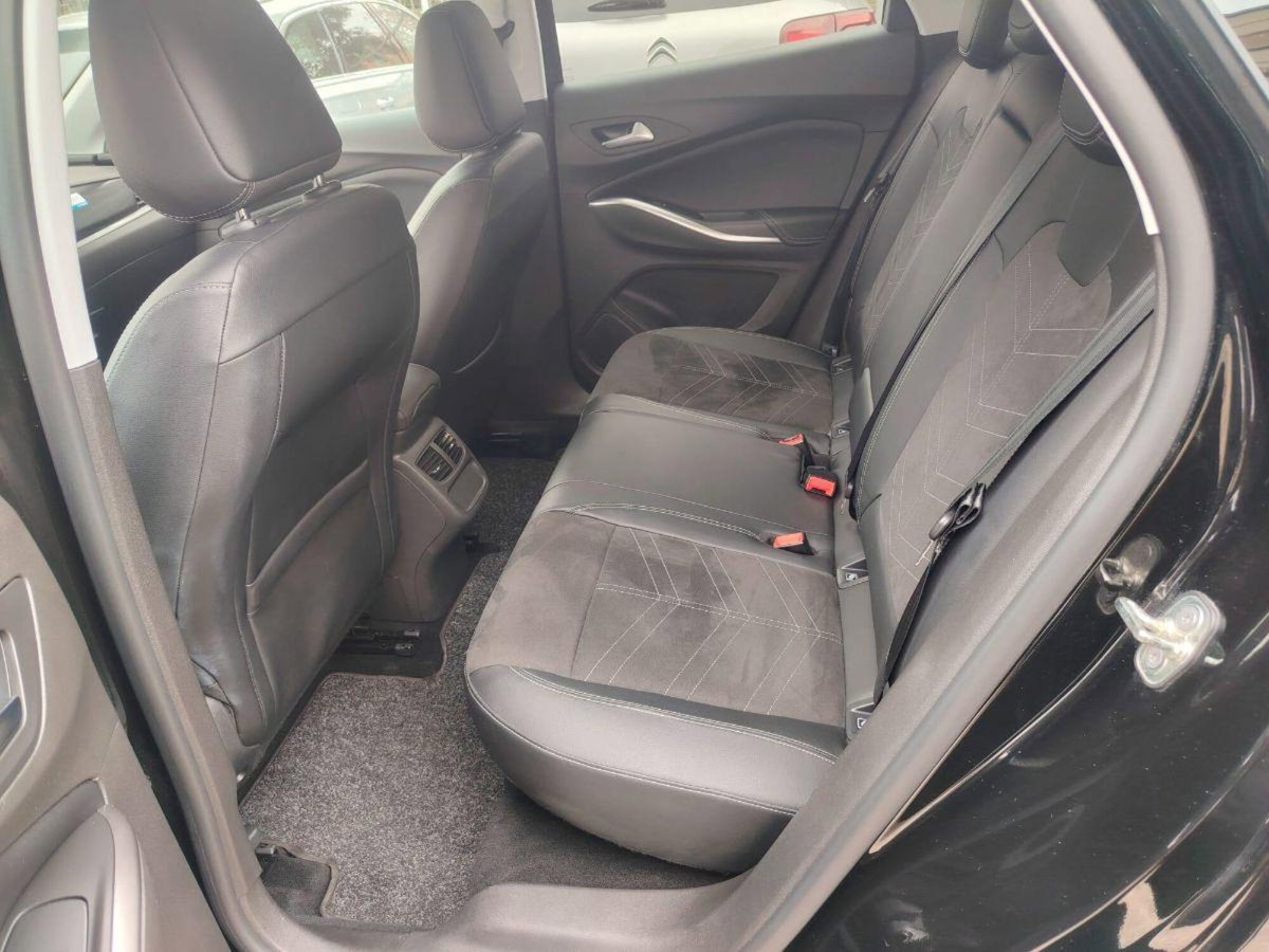 Opel Grandland 1.5 diesel Ecotec aut. GS Line (7)