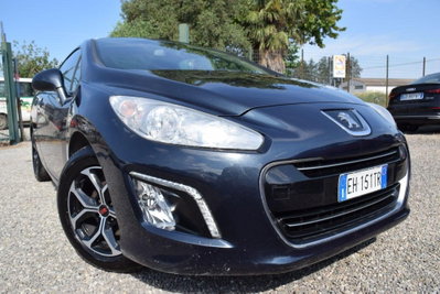 Peugeot 308 1.6 8V e-HDi 112CV Stop&Start robotiz. 5p. Active (10)