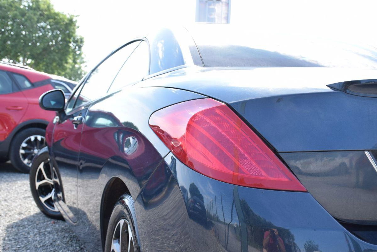 Peugeot 308 1.6 8V e-HDi 112CV Stop&Start robotiz. 5p. Active (17)