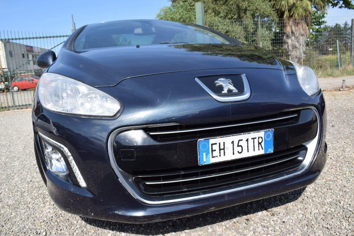 Peugeot 308 1.6 8V e-HDi 112CV Stop&Start robotiz. 5p. Active (5)