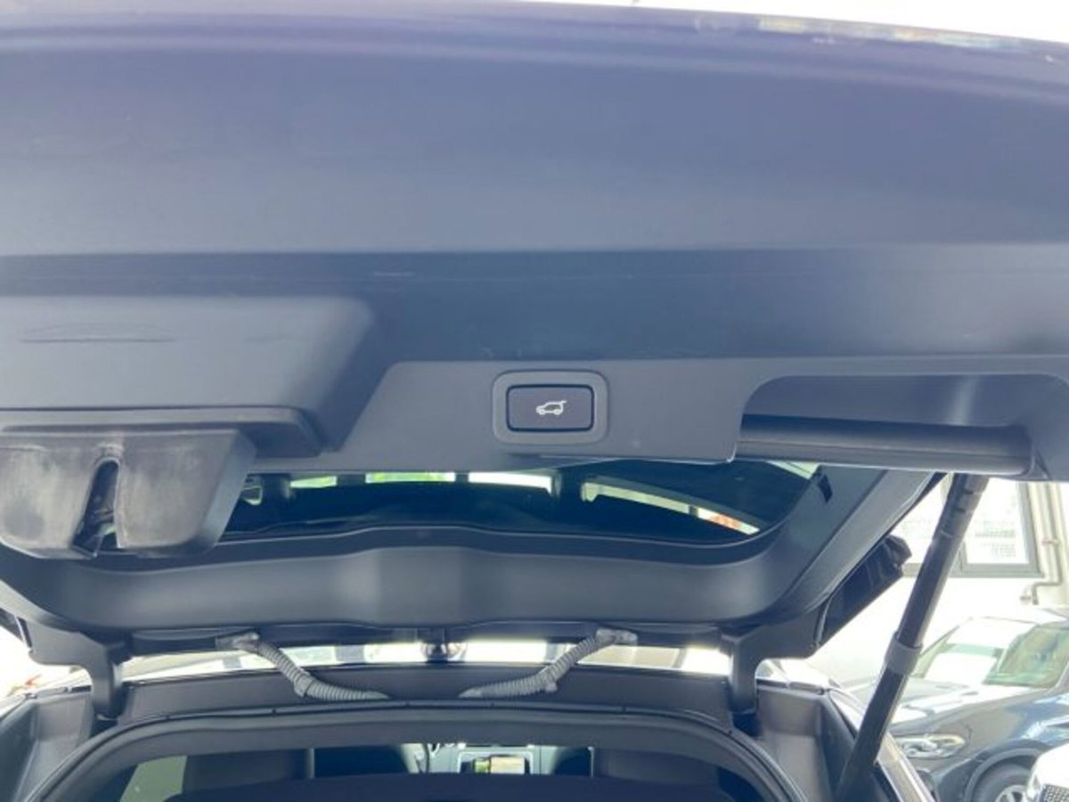 Land Rover Range Rover Sport 2.0 Si4 HSE (20)