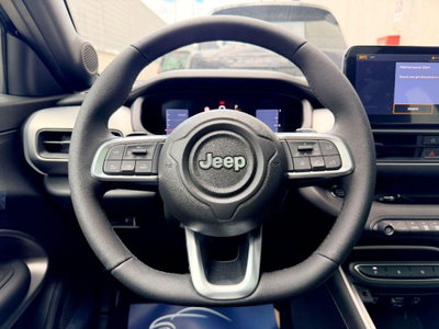 Jeep Avenger 1.2 turbo e-hybrid mhev Summit fwd 110cv edct6 (11)