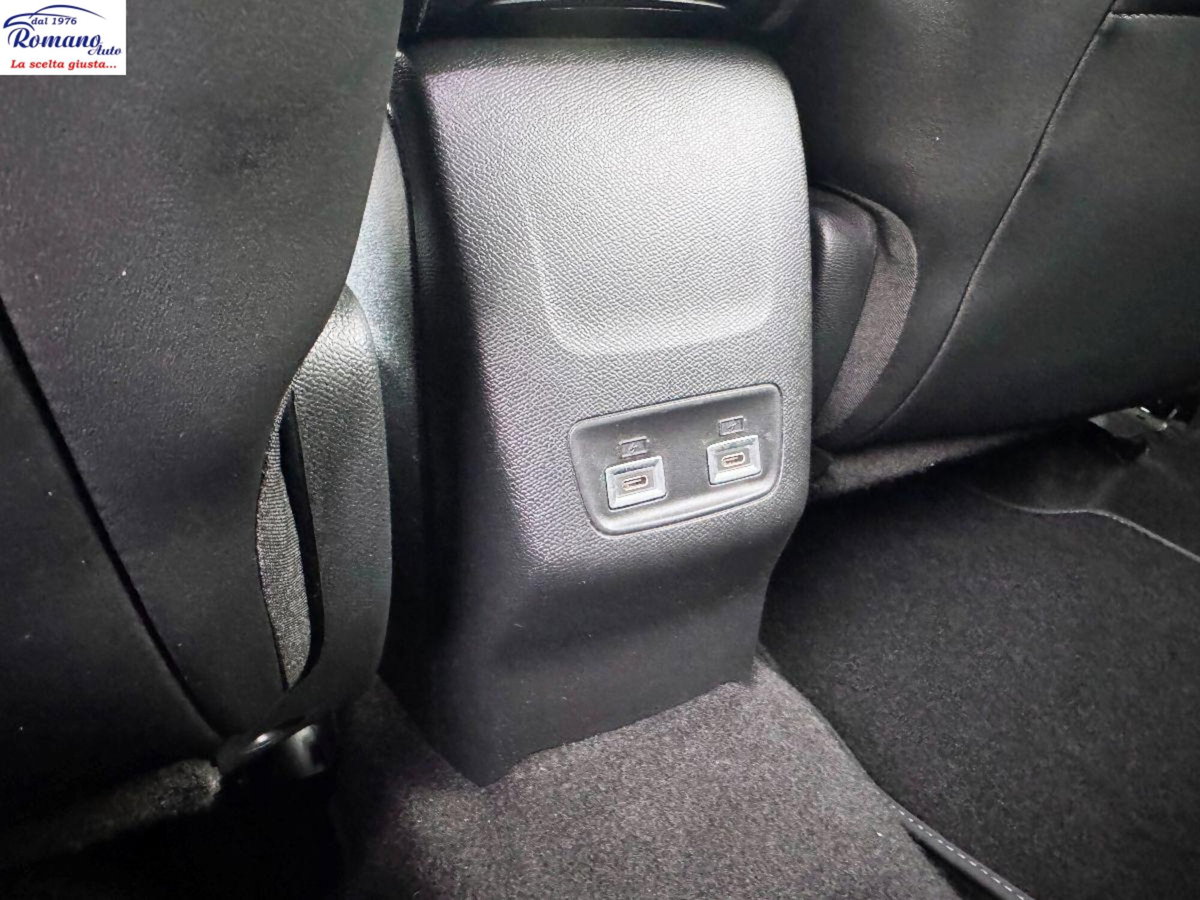 Lancia Ypsilon 1.2 mhev LX 110cv e-dct (16)