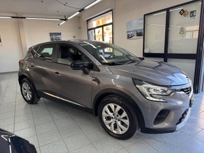 Renault Captur Blue dCi 115 CV EDC Business (4)