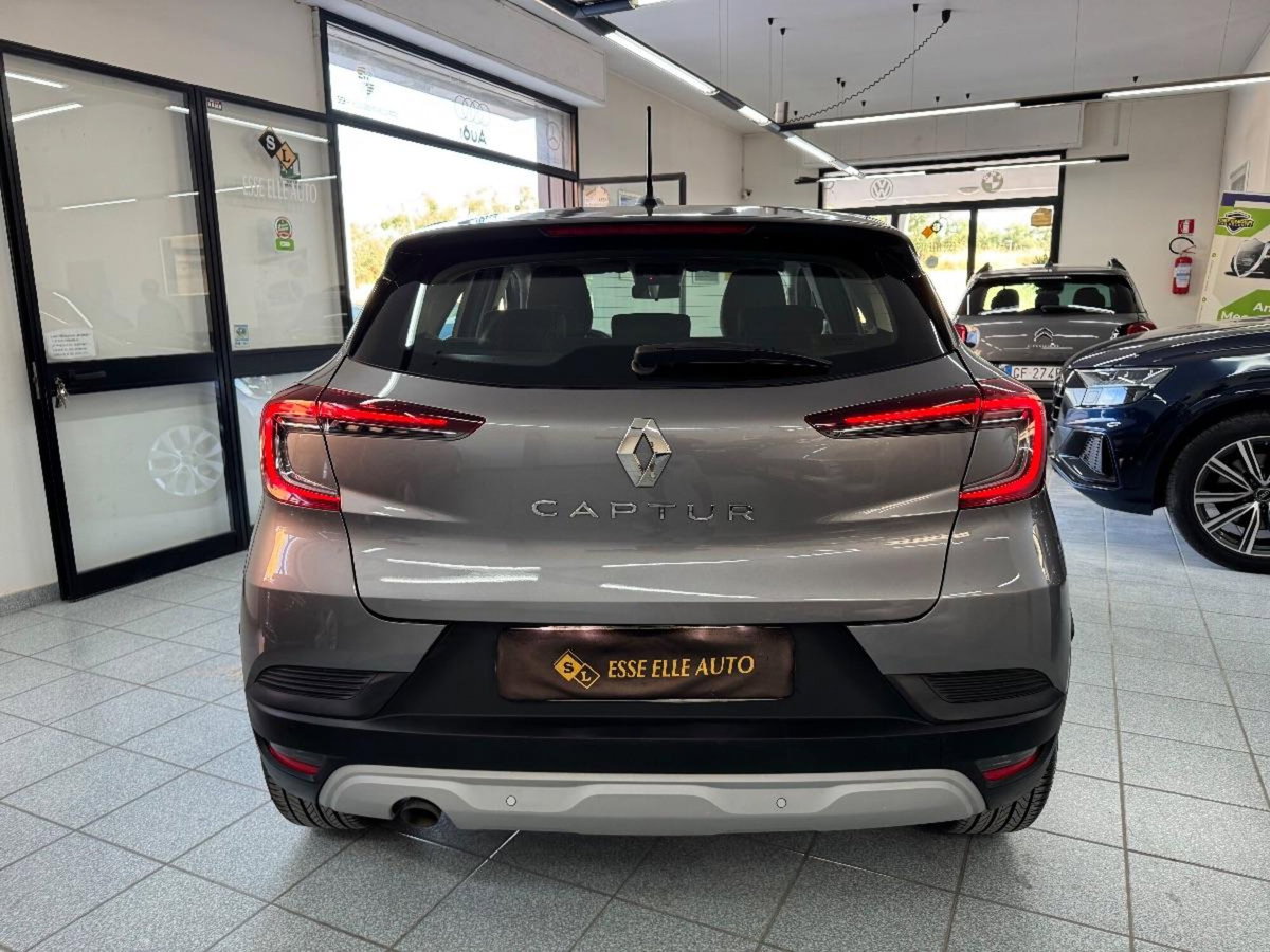 Renault Captur Blue dCi 115 CV EDC Business (6)