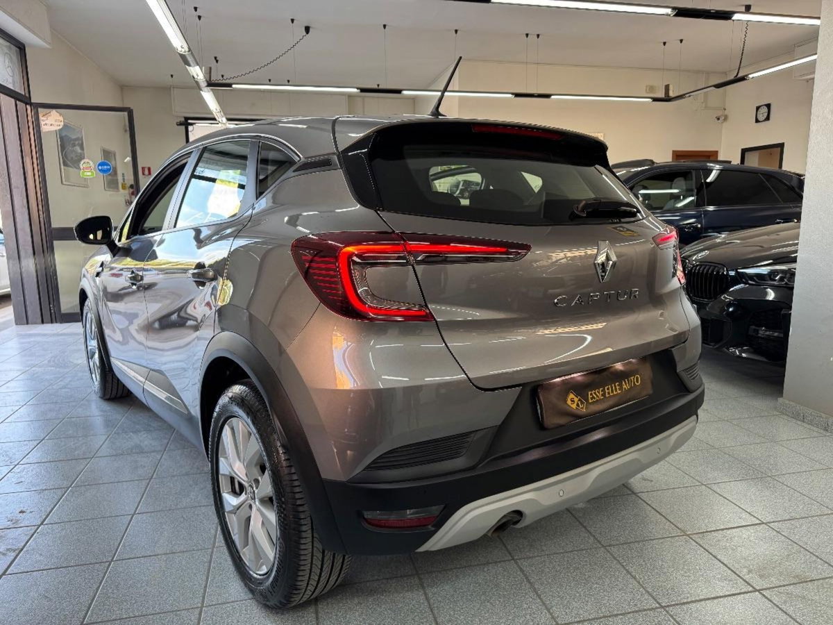 Renault Captur Blue dCi 115 CV EDC Business (7)