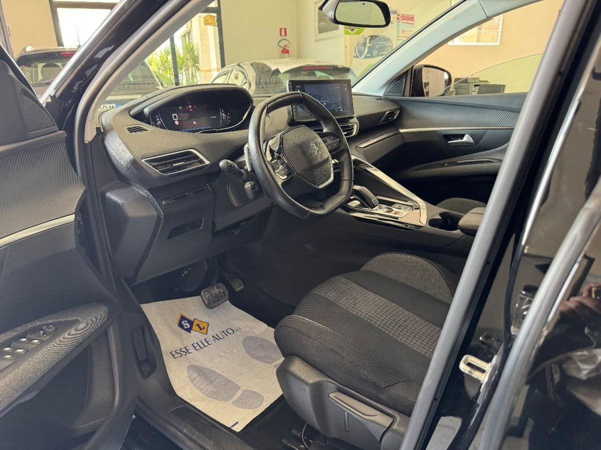 Peugeot 3008 BlueHDi 130 S&S EAT8 Active Business (7)