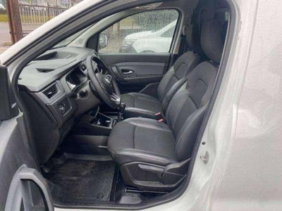 Renault Express van 1.5 Blue dci 95cv (7)