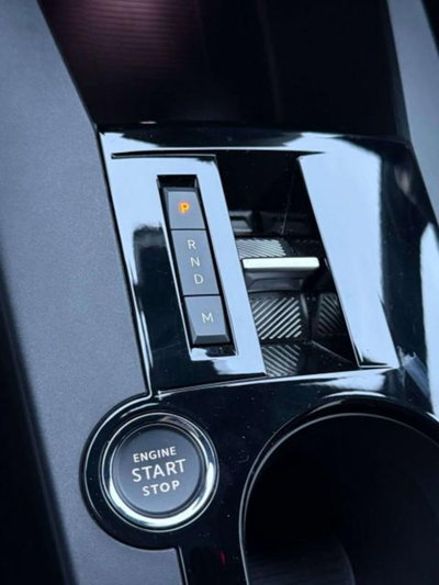 Lancia Ypsilon 1.2 mhev Edizione Limitata Cassina e-dct (9)
