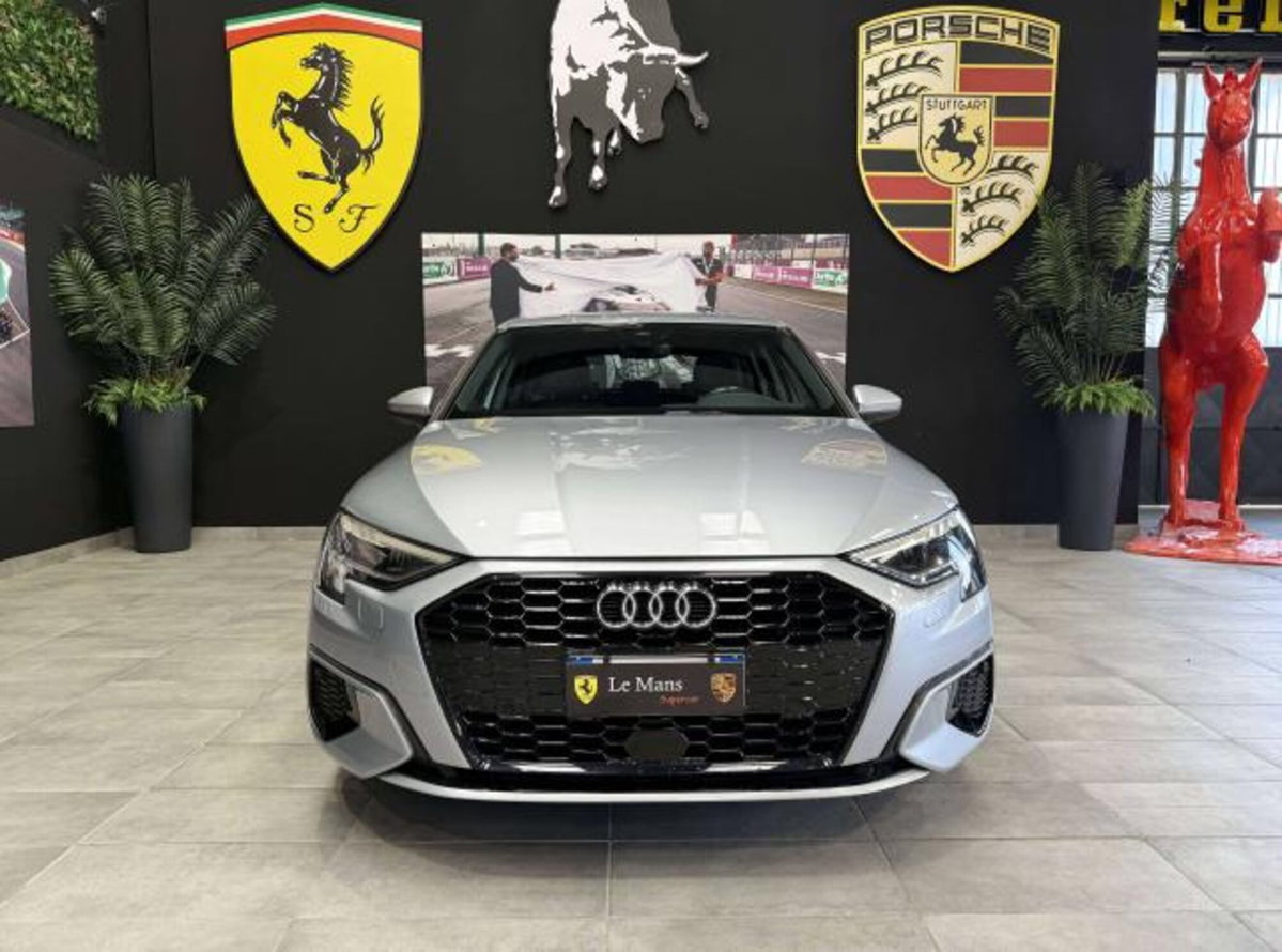 Audi A3 Sportback 30 TDI Admired (2)