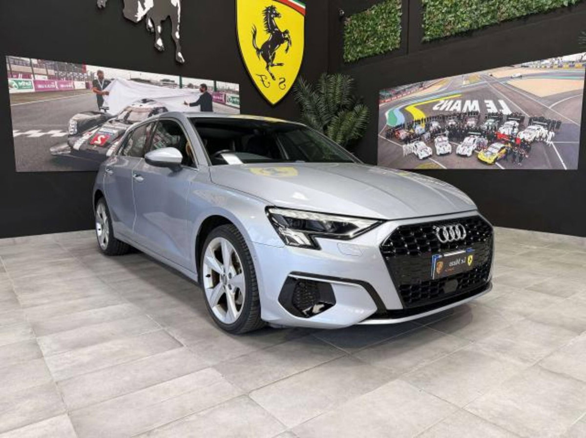 Audi A3 Sportback 30 TDI Admired (3)