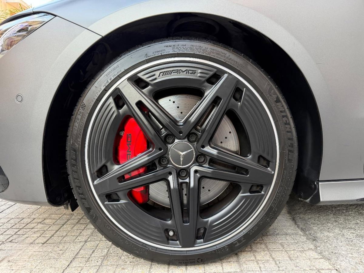 Mercedes-Benz CLA 35 AMG 4Matic (12)