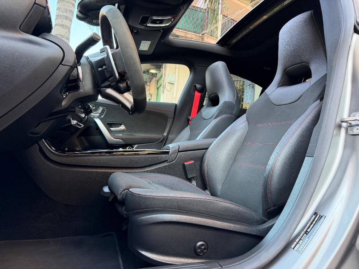 Mercedes-Benz CLA 35 AMG 4Matic (15)
