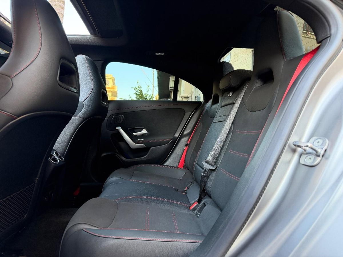 Mercedes-Benz CLA 35 AMG 4Matic (17)