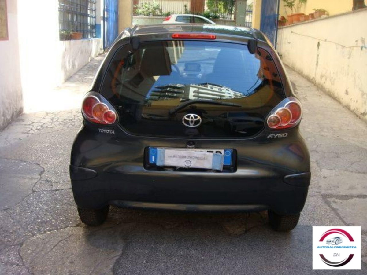 Toyota Aygo 1.0 12V VVT-i 5 porte Now (6)