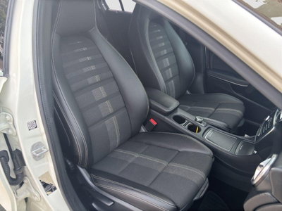 Mercedes-Benz Classe A 180 d Automatic Sport (11)