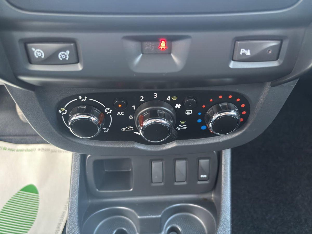Dacia Duster 1.5 dCi 110CV Start&Stop 4x2 Prestige (18)