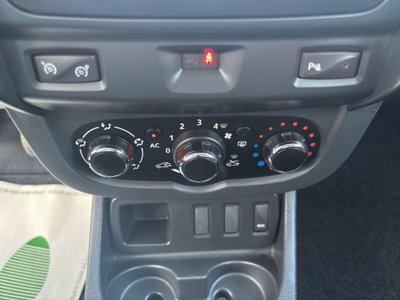 Dacia Duster 1.5 dCi 110CV Start&Stop 4x2 Prestige (18)