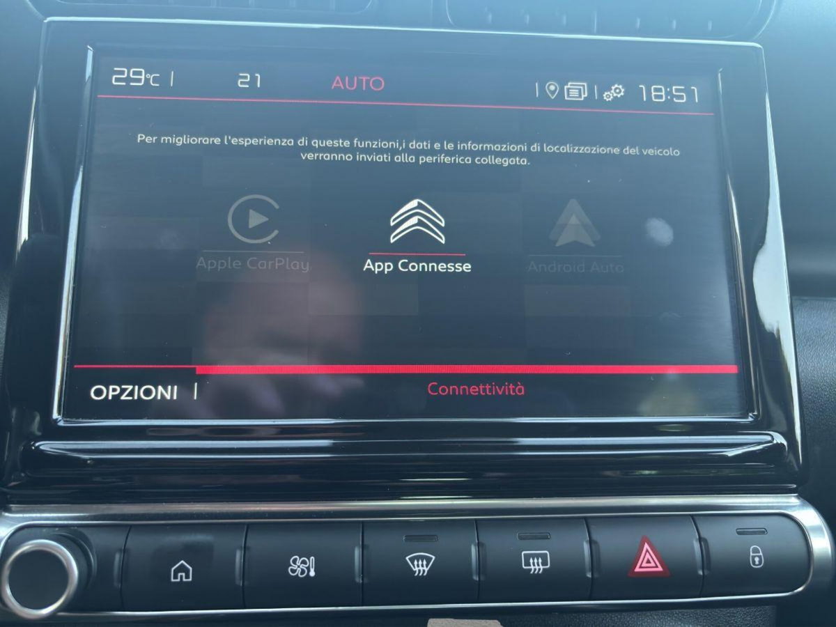 Citroen C3 Aircross BlueHDi 110 S&S Shine Pack (15)