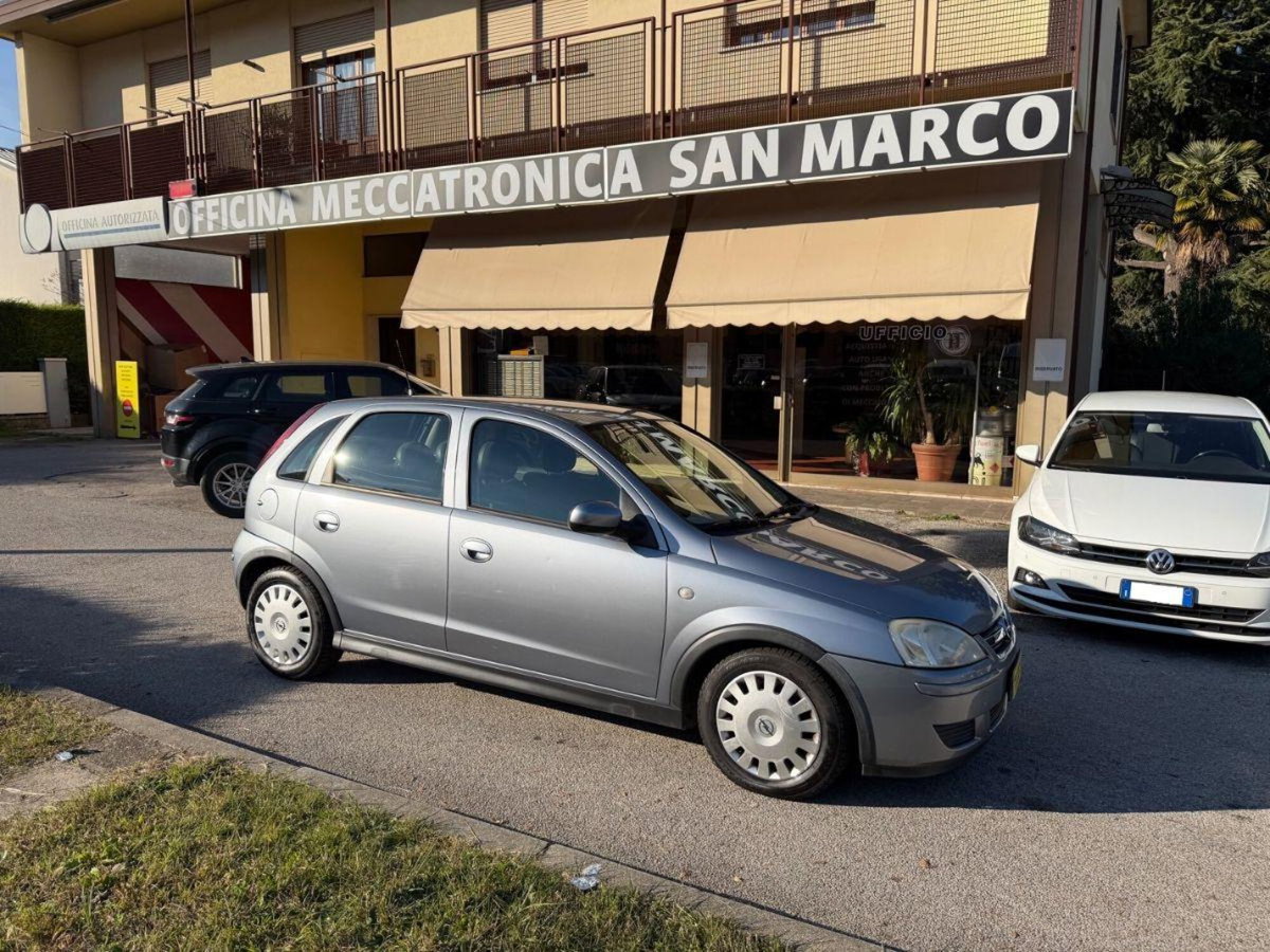 Opel Corsa 1.0i 12V cat 5 porte Club