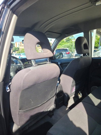Toyota Rav4 Tdi D-4D cat 5 porte (14)