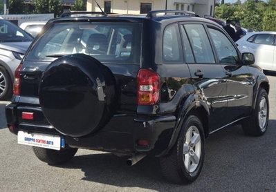 Toyota Rav4 Tdi D-4D cat 5 porte (4)